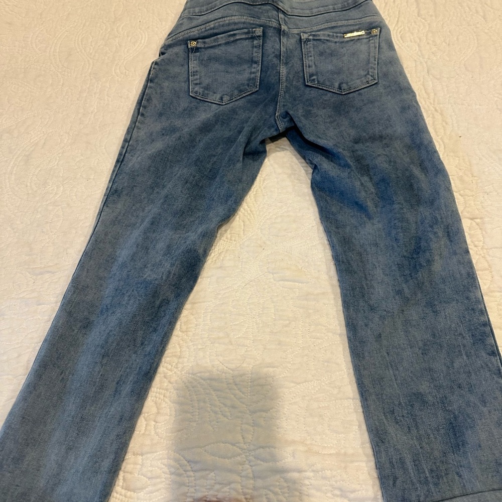 JEANS - Picture 3 of 5